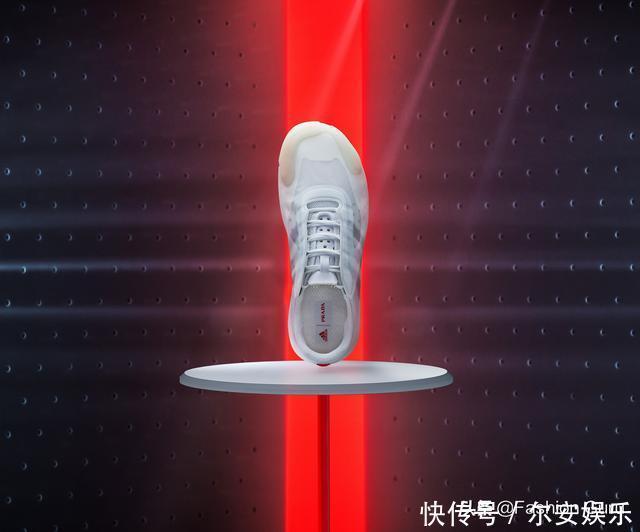 Prada与adidas再度合作推出新运动鞋
