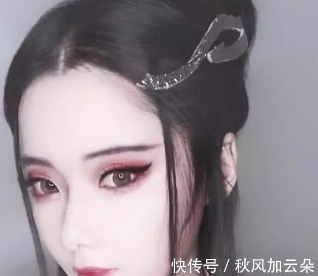 小姐姐|《白蛇缘起》冲破次元壁的一组COS,谁家狐狸精出来了!