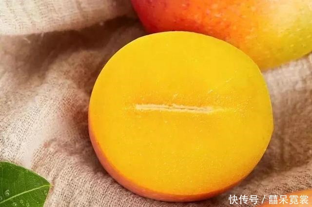 人到中老年,不管有钱没钱,建议常吃这3种食物,比保健品强多了!