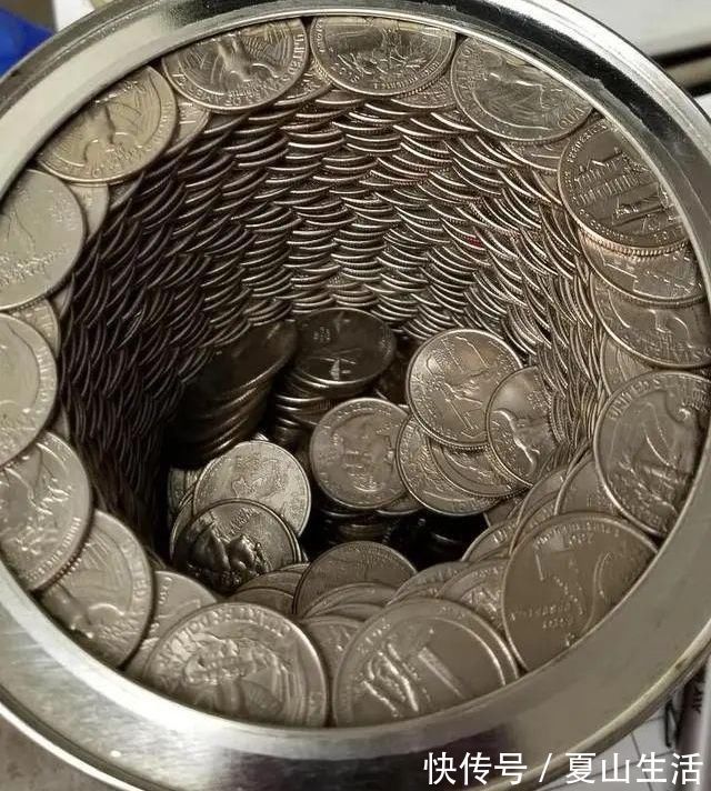 照片&这些照片巧妙得非常艺术,处女座看了很过瘾,连蛇也有“强迫症”