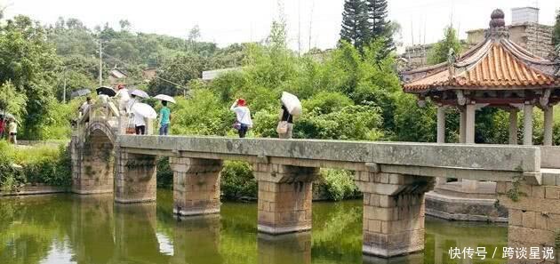  红色|中国一村庄，风俗奇特，男女结婚时必须要穿白色衣服，不能穿红色