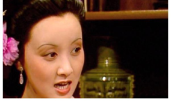 判词!王熙凤死后被扔乱葬岗?错,她的结局也许比这更悲剧!