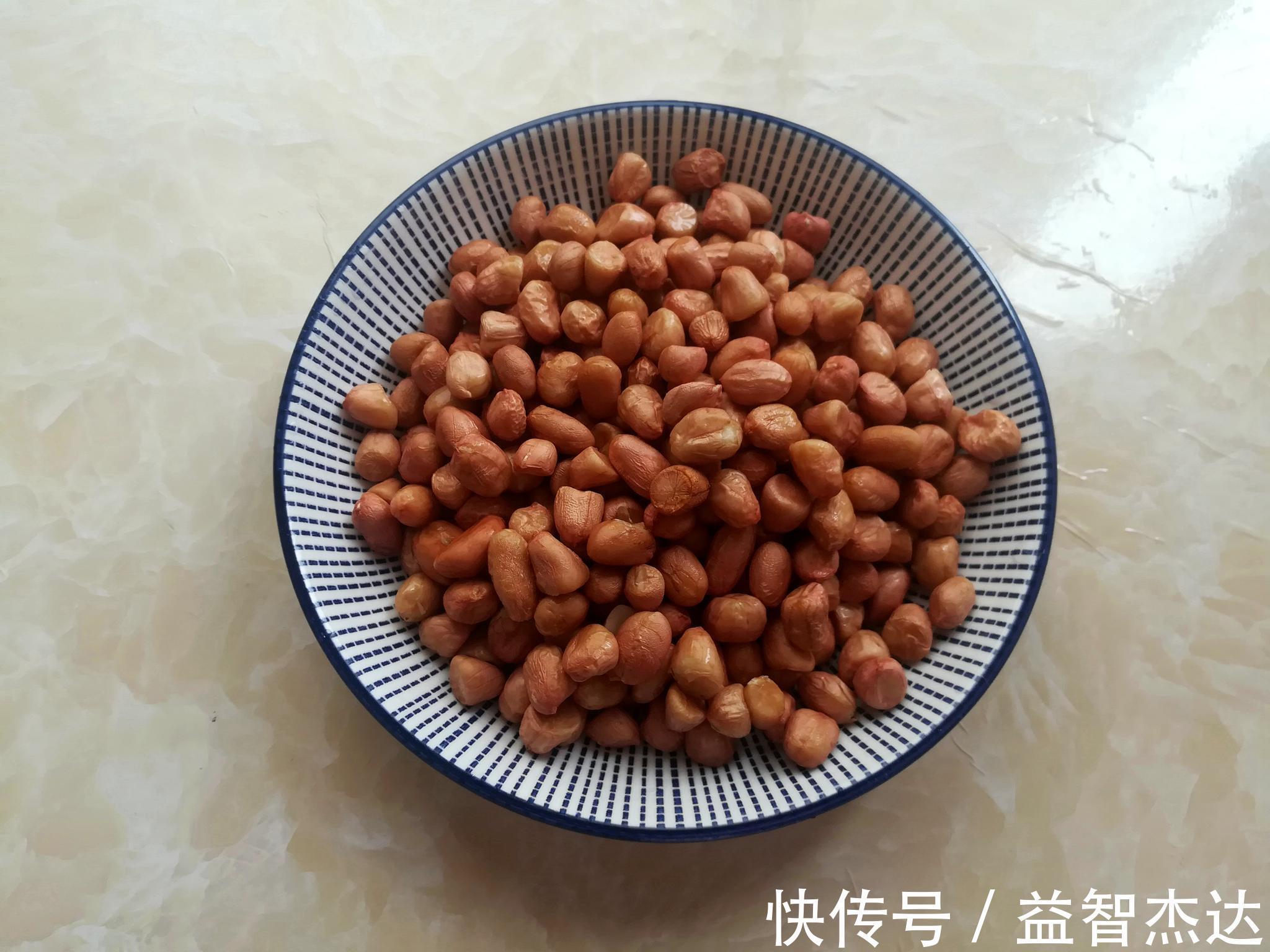 炒花生米|炒花生米用哪种油大厨用对了,花生不吃油,放一个星期嘎嘣脆