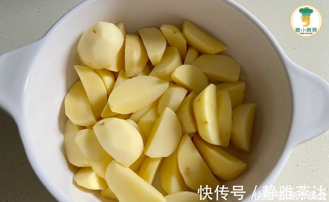 无需厨艺经验和技巧,教你做“椒酥薯角”,椒麻软糯,薯香十足