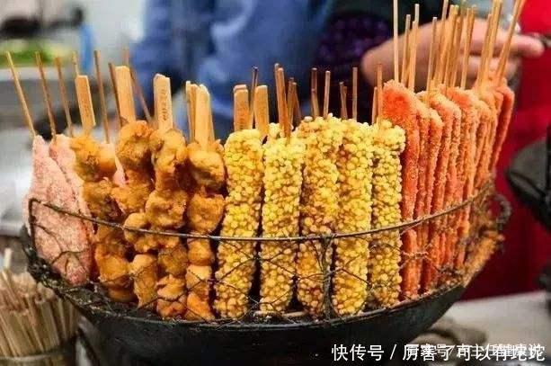 皮肤科医生：想美白的人，两种食物尽量少吃，以免黑素赖着不走