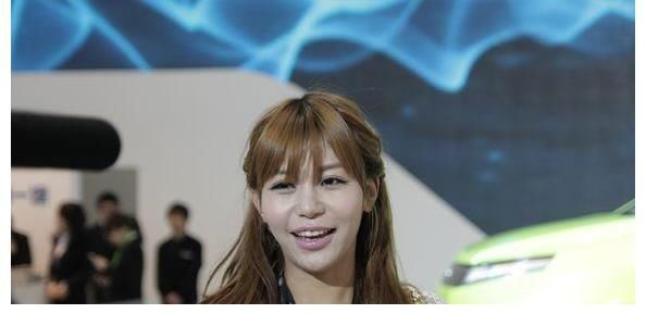 “宁在宝马车里哭,也不在自行车上笑”的宝马女,现在怎么样了?