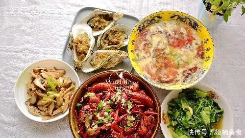 重样|晒一晒三口之家不重样的午餐,花钱少营养够,365天吃不腻