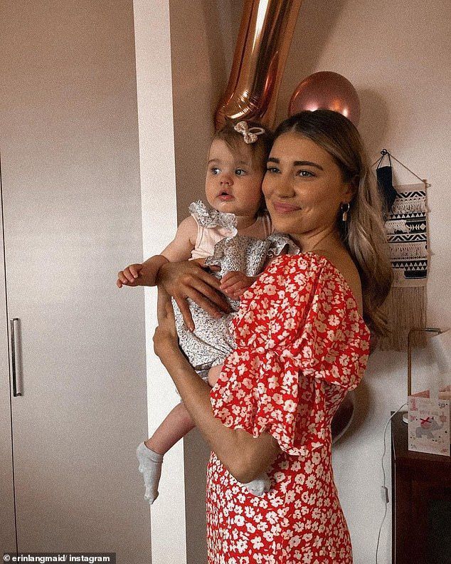 女儿|墨尔本女模不知怀孕,孕期服避孕药,9个月后上厕所女儿呱呱坠地