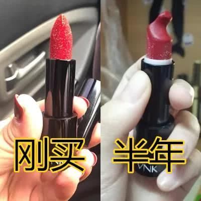 女生“口红”能用到什么程度刚买时vs半年后,看到直女嘴上长刀片了