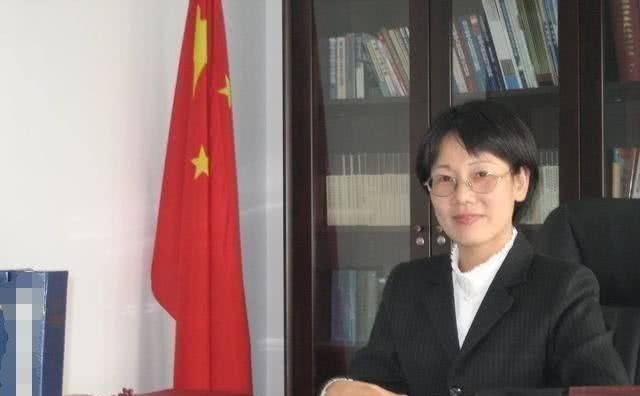 共同财产|婚后共同财产买的房子,房产证只写了一方名字,如果过世了房产怎么过户