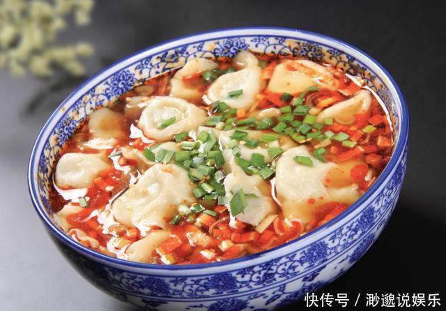 包好饺子,直接冻冰箱就错了!教你2个方法,放半年不开裂不粘连