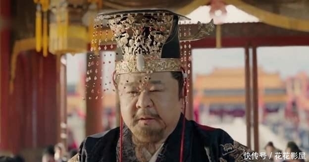 继承皇位|朱高炽如何坐上皇位，难道只是因为朱棣喜爱朱瞻基吗？其实并不是