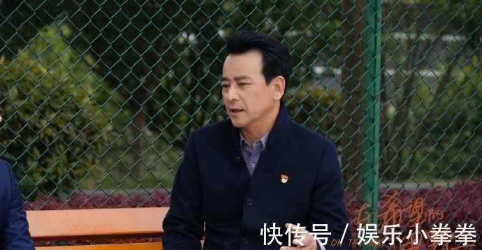 主旋律|《在希望的田野上》好哭又好笑！曹駿終于迎來(lái)爆款