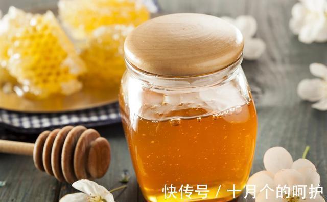 糖类物质|长期喝蜂蜜和从不喝蜂蜜的人比,哪个更健康?别蒙在鼓里了