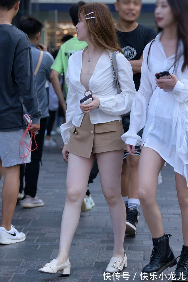 裙裤|初秋时尚清新的搭配,白色长袖短款衫配裙裤,大方优雅又时尚靓丽