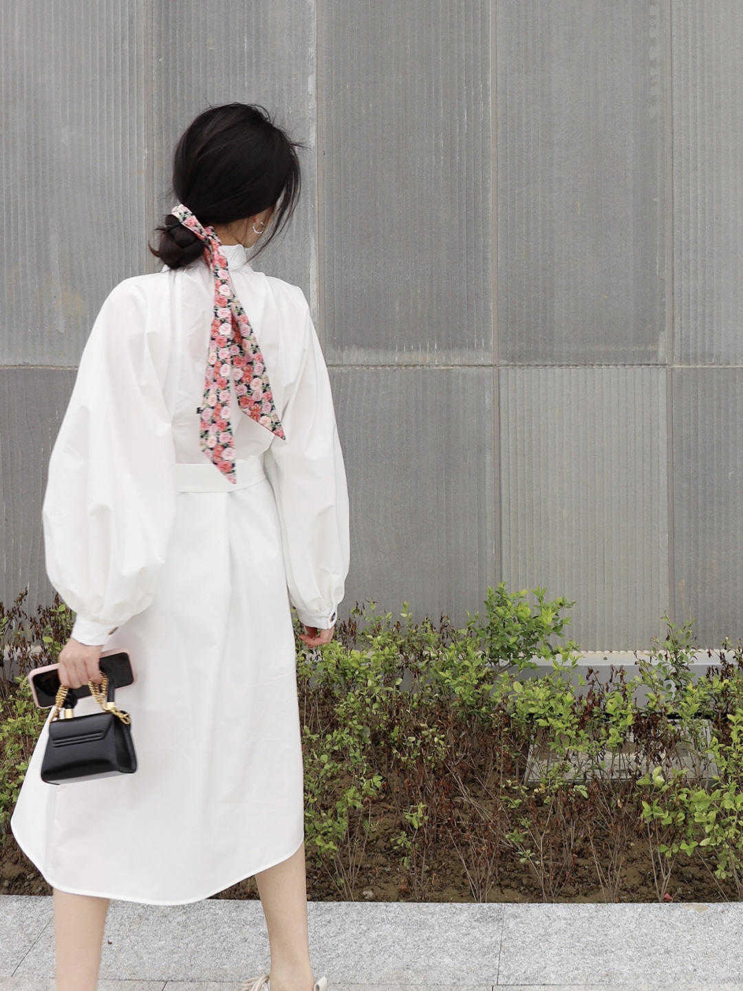 碎花裙|春天穿连衣裙就试试这些基础款,清新减龄又温柔,谁穿谁美