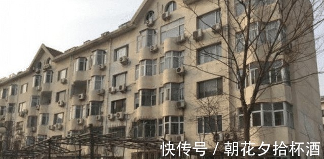 银行办理|拿到房产证后,这几件事要尽早做,做迟了可能会有所损失