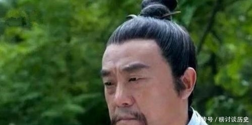 贪官|大臣衣服破了不换，朱元璋赞赏大臣是清官，刘伯温却建议杀之