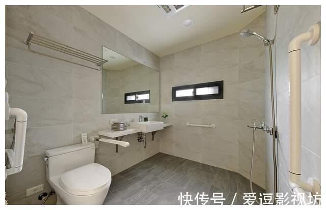 卫生间|翻新改造20年前的老宅,完工后俩老人再展得意笑颜,温馨又暖心