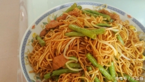 面食|大厨教你蒸面条,香软好吃不油腻,出锅满屋飘香,学到就是赚到!