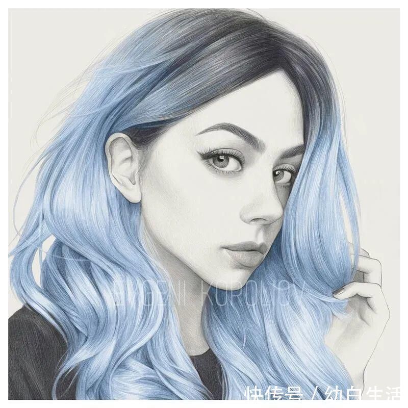 手绘$总被怼素描画得像头盔,瞧她用自动铅笔画,笔笔都是功力,厉害了!