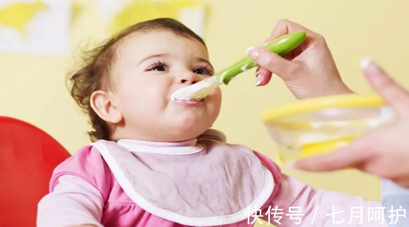年龄|宝宝多大可以吃大人饭?育婴师:超过这个年龄才好,不少家长错了