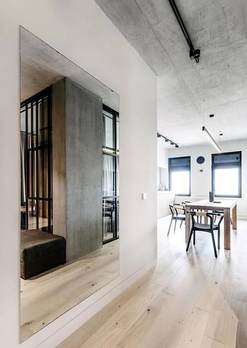 齐家依依|75㎡一居室,收纳从入户做起,卧室挤衣帽间,偷空间毫不输日本人