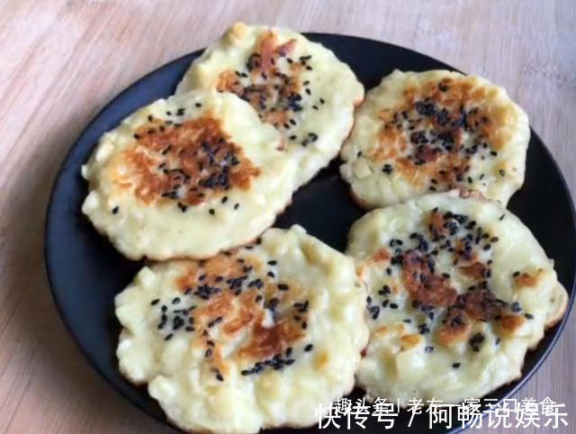 2个苹果,2个鸡蛋,你想不到的做法,柔软香甜,比蛋糕还好吃