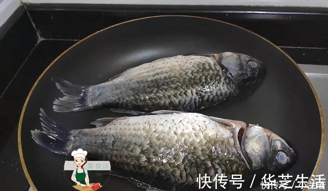 煲汤|煮鲫鱼汤时,加点此菜,清香鲜甜还补钙,秋燥天要多吃,老少皆宜