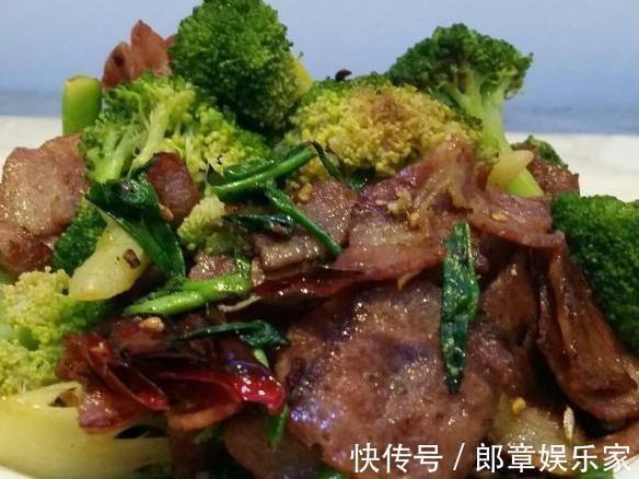 家常|拍黄瓜，卧鸡蛋，竹笙丝瓜这几道菜的家常做法