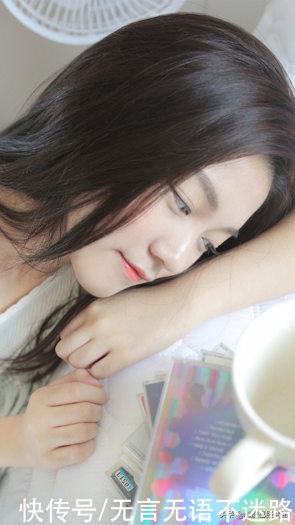 吊带背心|清新小美女，吊带背心穿搭，甜美居家