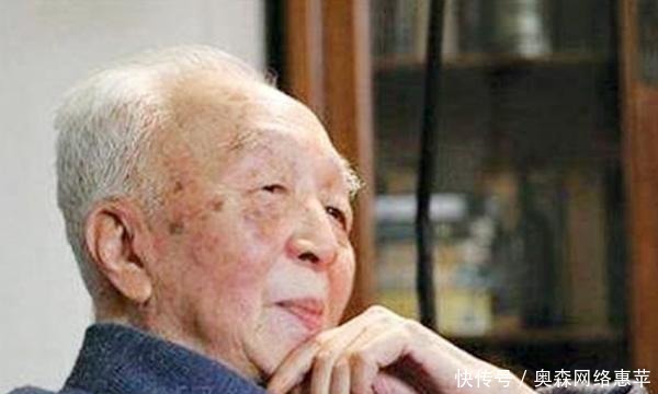 贾平凹的《废都》,受到季羡林赞许,却被大诗人认为“又当又立”