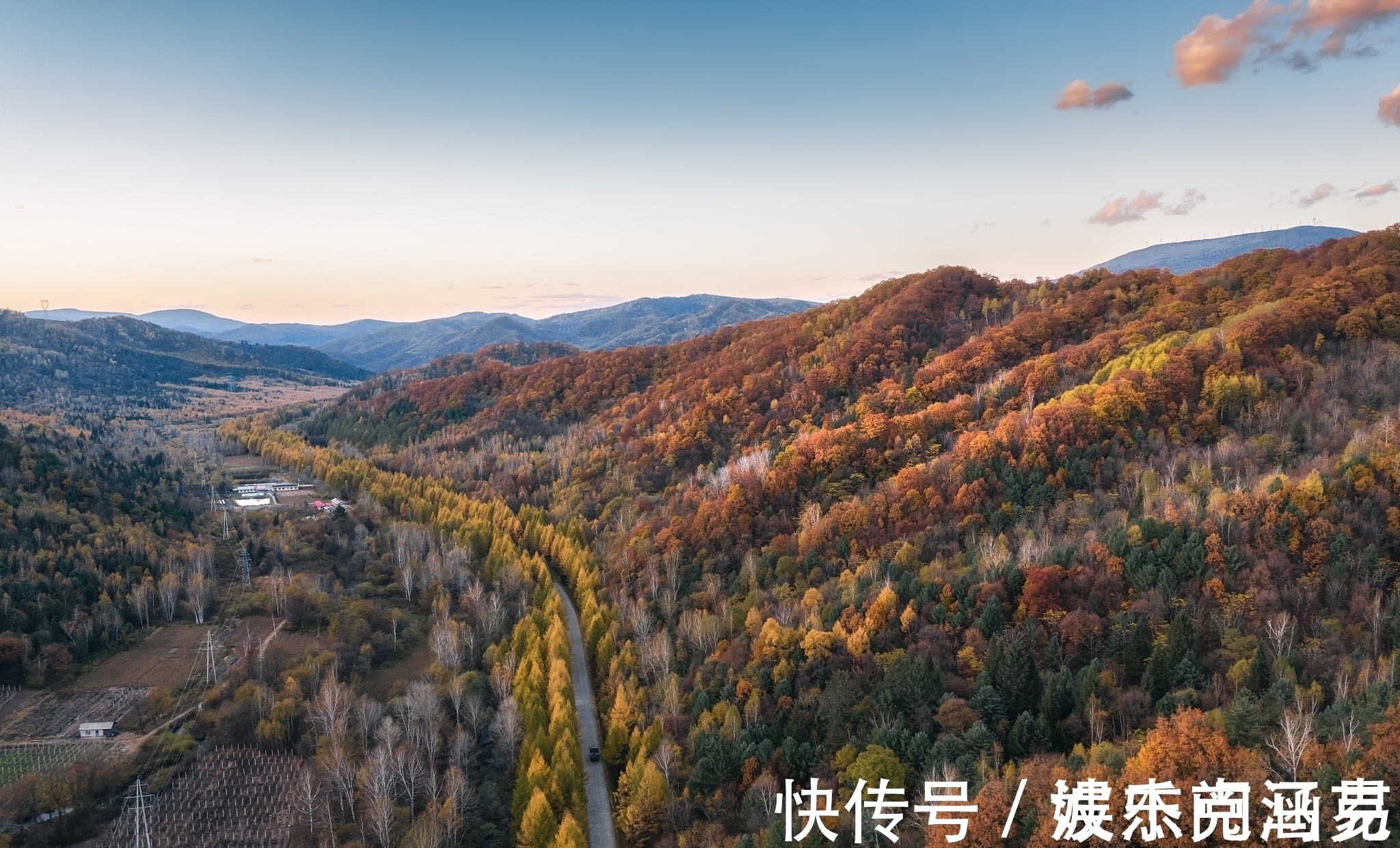 塞外$纳兰性德三首塞外深秋词,冷丽深邃,深山夕照深秋雨