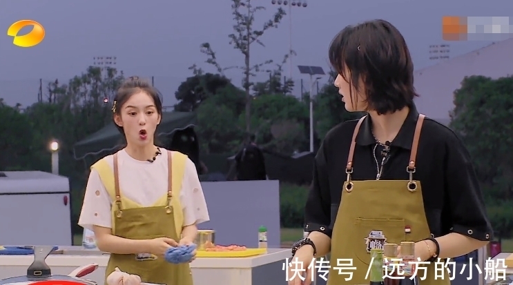 网友吐槽|《中餐厅5》没有大厨撑场,黄晓明也救不了,惨遭网友吐槽!