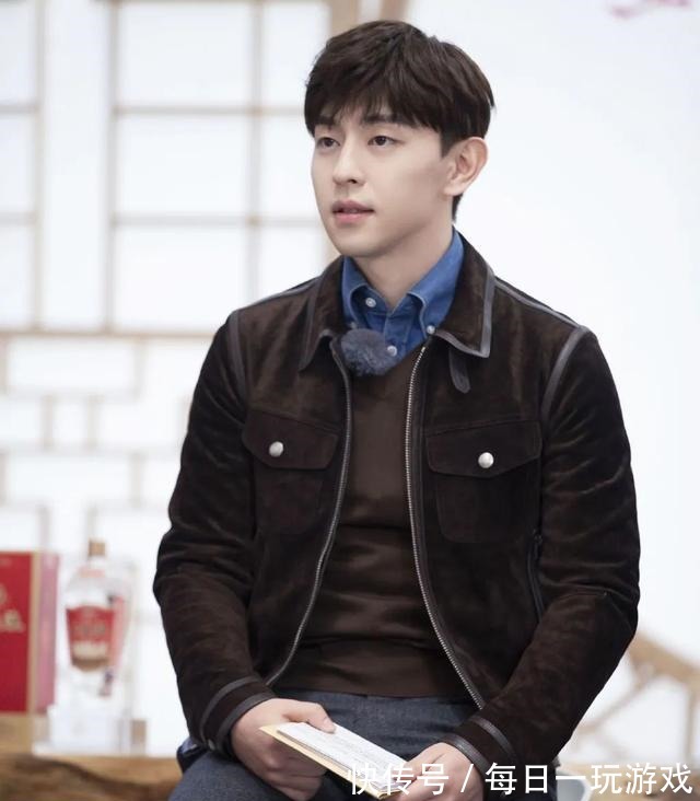 背头 2021发型怎么选这3种经典不过时,省心又好看,明星都会剪!