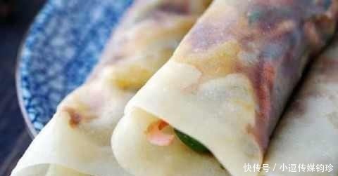 夏天|夏天饺子皮在我家这样吃 上锅一蒸就能吃 鲜香解嫩比凉皮香