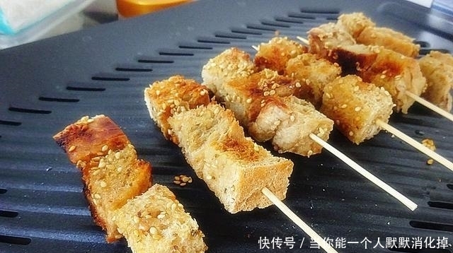 这是孩子最喜欢的早餐,10分钟上桌,香甜酥脆,每次至少吃5串!