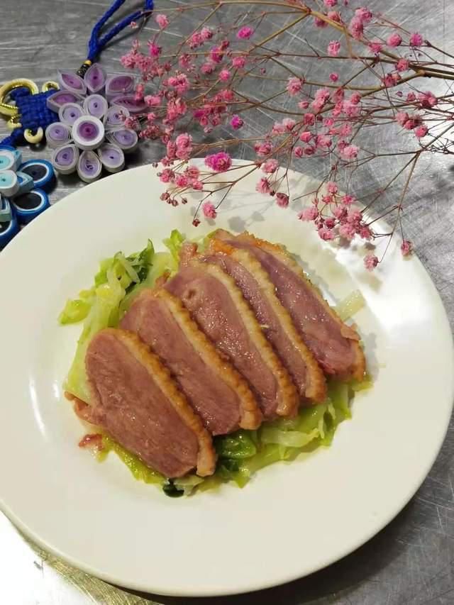  西式|沪上46所中小学的招牌菜也太诱人了！四海美食超丰富，中西式餐点大不同！