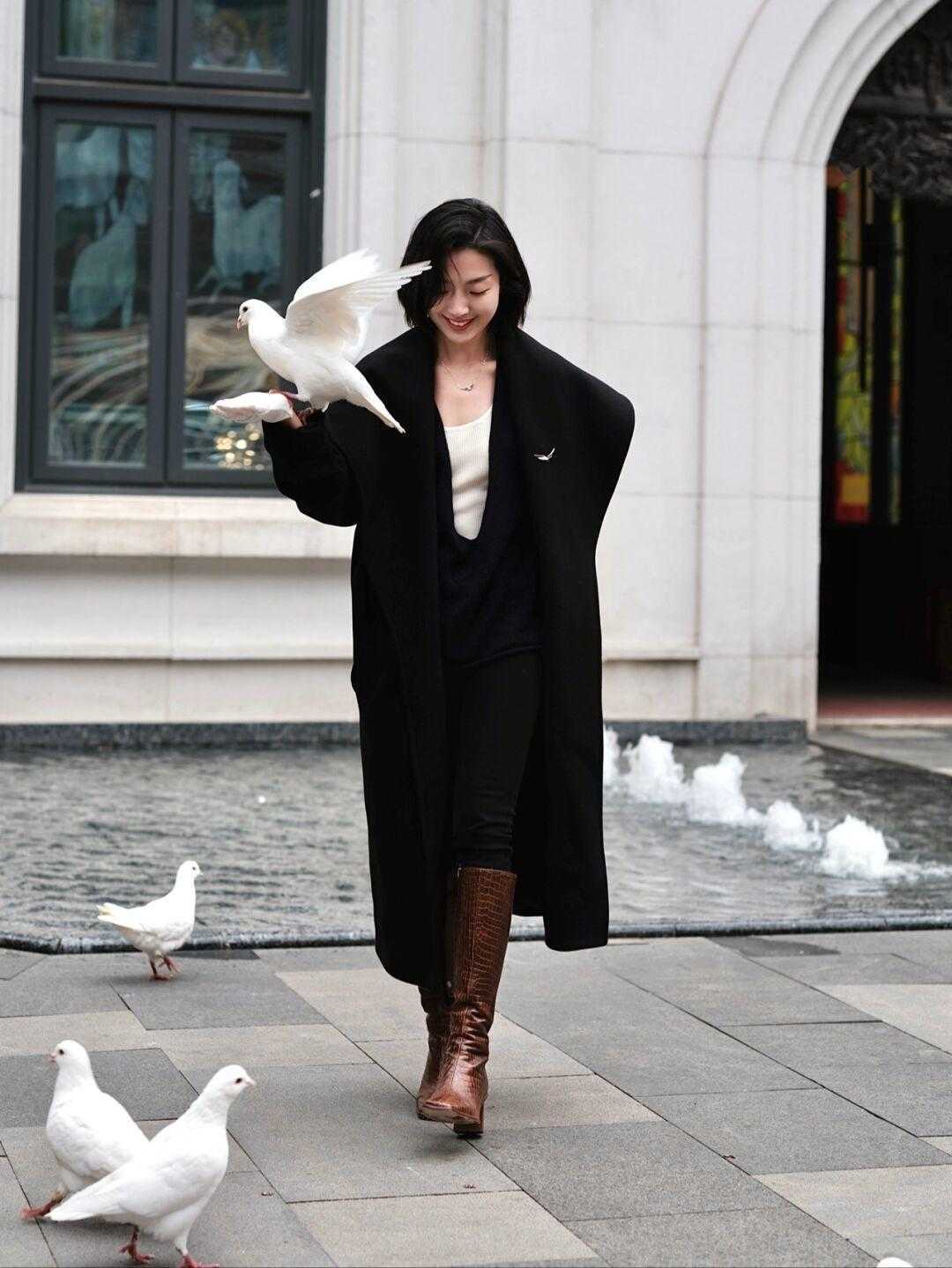 单品|高筒靴除了黑色外,你还可以选这几种颜色,上脚显瘦还有女王范