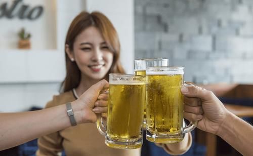 小白|女生被闺蜜一月20次“753”，查出肝癌，医生说：真是“好”闺蜜