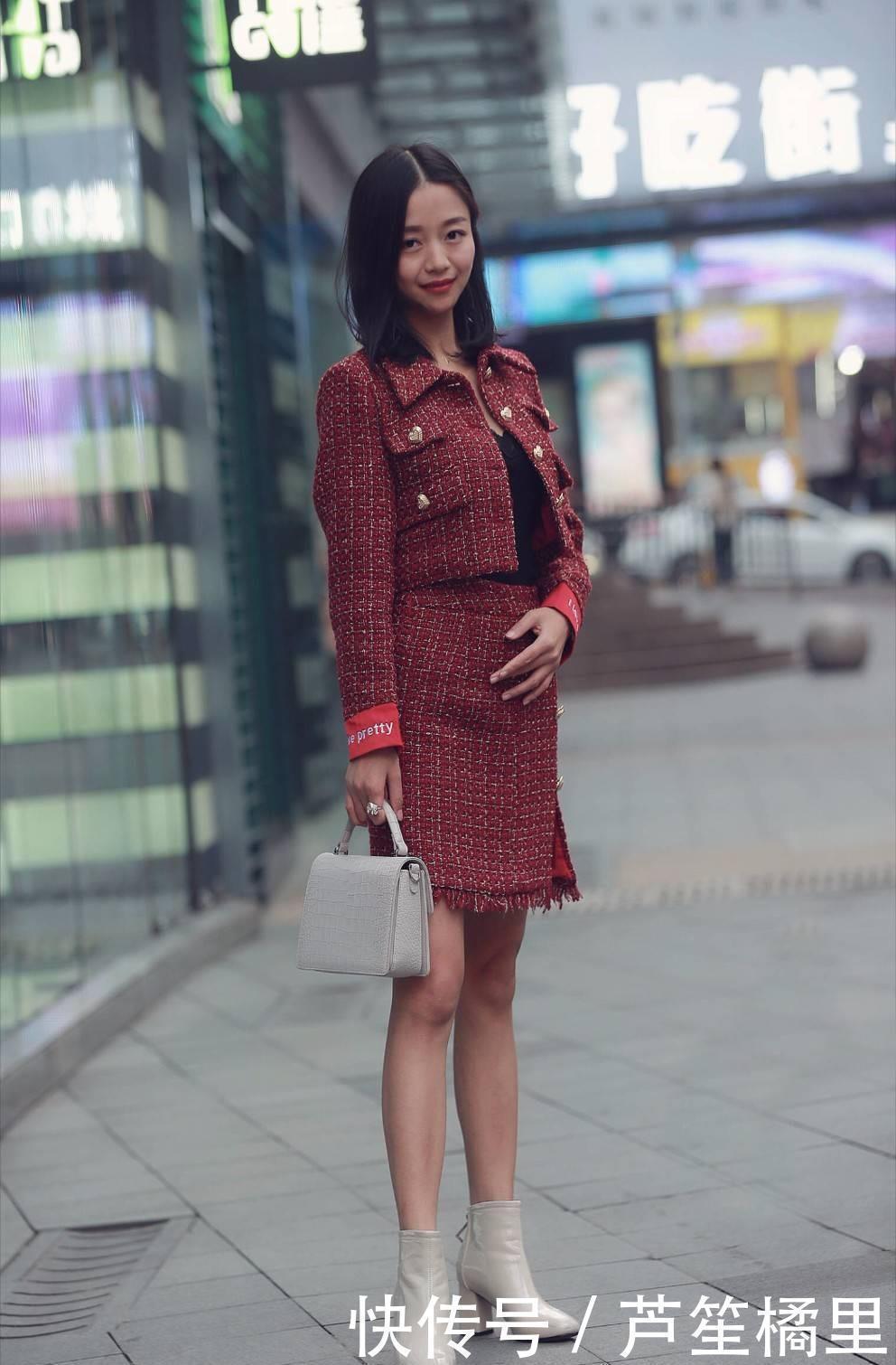 黑丝|美女穿职业装配上高跟黑丝,尽显职场女性性感魅力