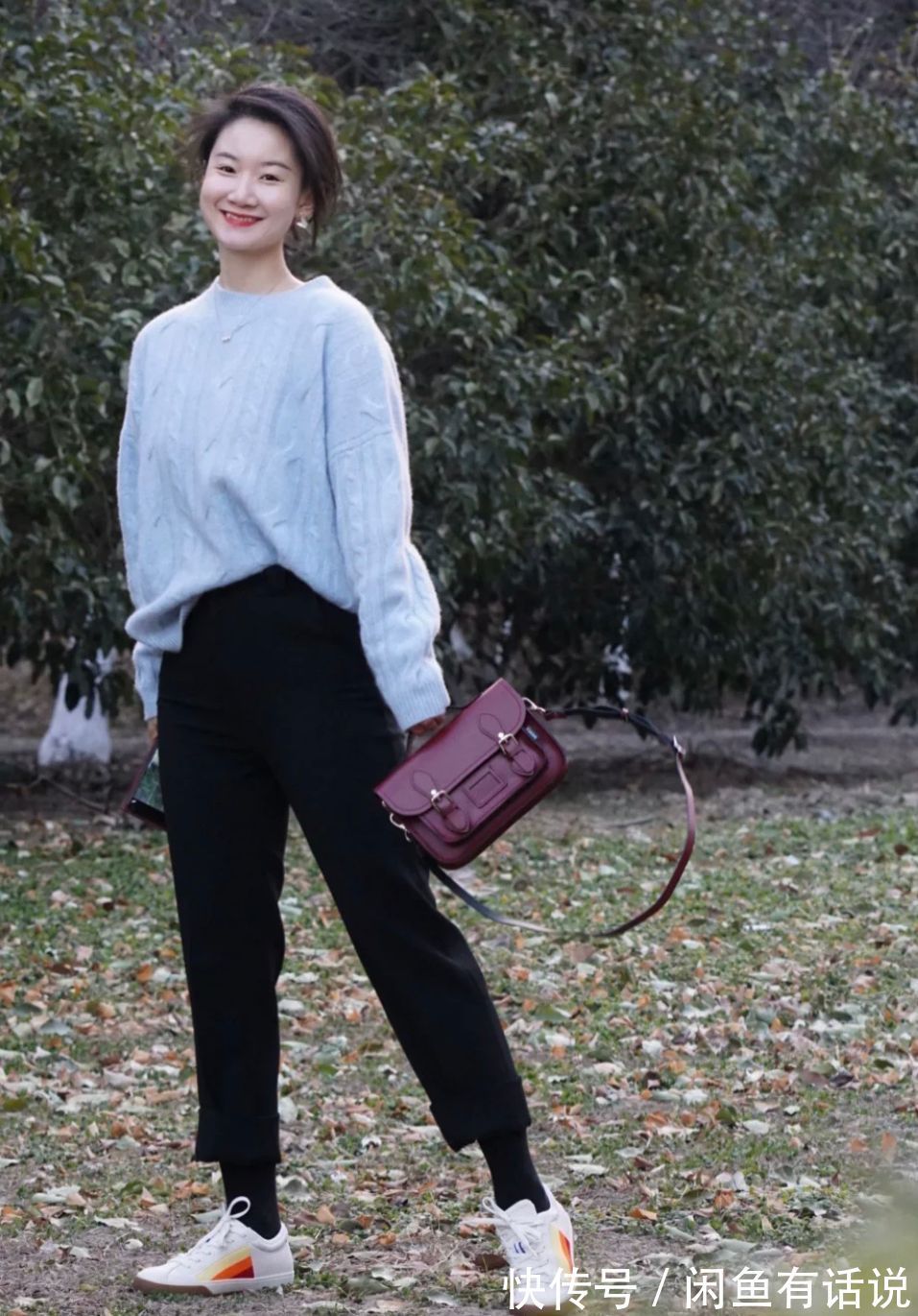 穿搭|女人50岁后别穿这3种鞋了,不好搭配还显廉价,换成另外3种更时髦