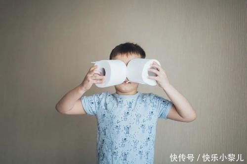 三方面|夏天宝宝能告别纸尿裤吗?留意三方面及时训练如厕,随时可以