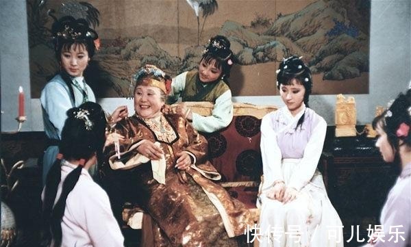 贾母$那个从未露面的女人,才是红楼梦中黛玉进贾府的真正原因