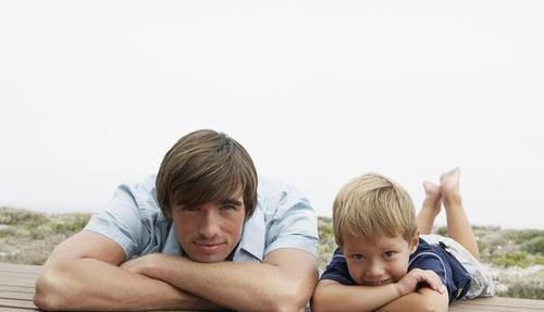 孩子|男孩被开水烫伤,宝妈的做法被全家人反对,送医后反被医生夸赞