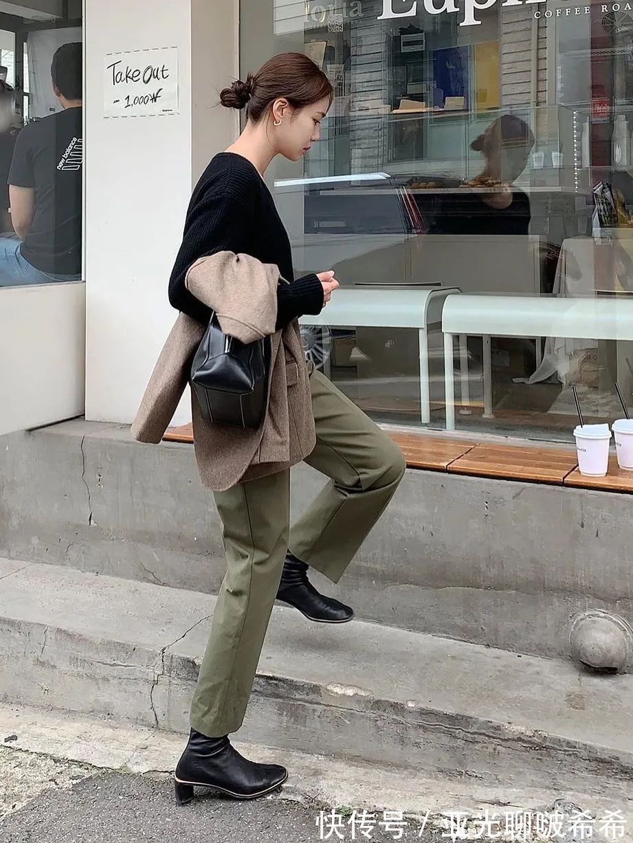 直筒裤 九分裤+短靴=入冬最潮搭配套路,显瘦显高帅翻天!