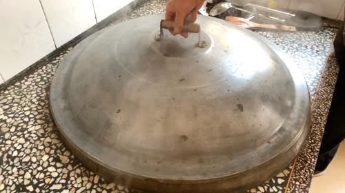 铁锅|此肉,再贵也要吃,是菜又是药,家人常吃脾胃好,我家一周吃4次!