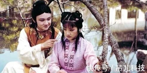 贾母&贾母和王夫人合谋安排宝玉相亲,可女方既不是林黛玉也不是薛宝钗