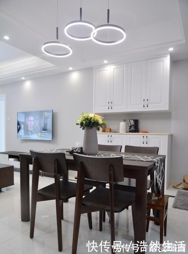 内嵌|新房打扫干净收尾中,还没入住就很漂亮了电视墙尤其抢眼晒晒