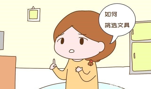 铅笔|宝妈无意翻了娃的书包，笑到抽筋，史上最全的“垃圾回收站”！